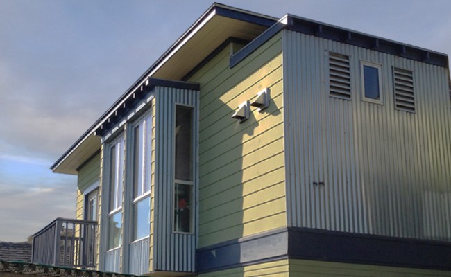 Craftsman-Modern-bay-side-1