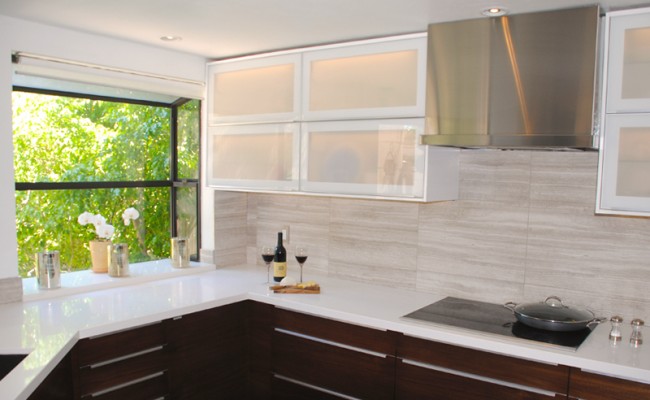 MODERN-KITCHEN-REMODEL-HOOD